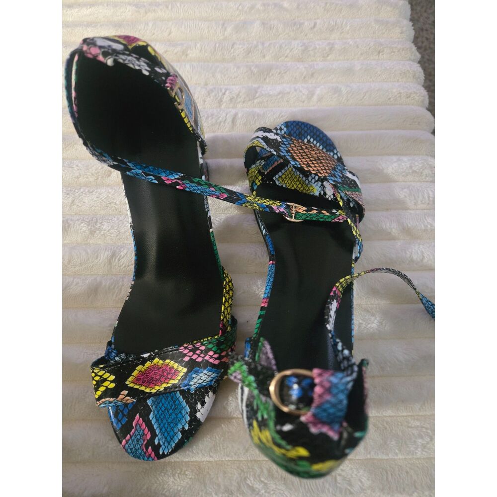 Multicolor leopard print shoes size 7, 36 new never worn